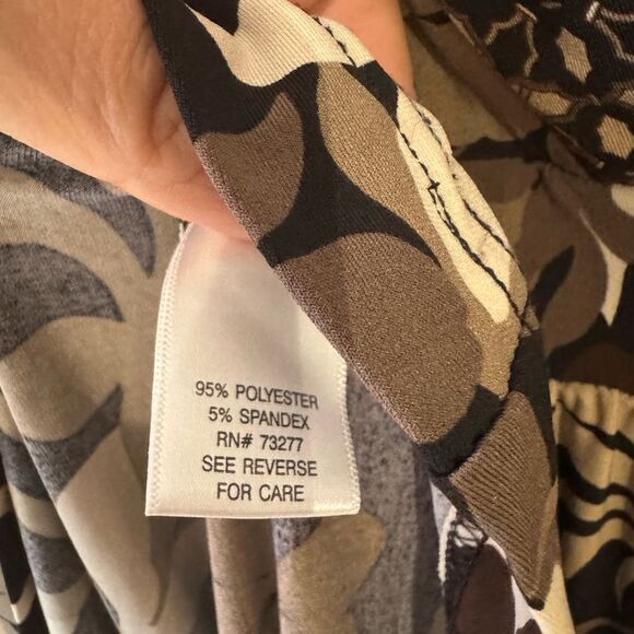Croft & Barrow Women's Floral Brown Earthy V Neck Neautral Maxi Dress Size Small - Picture 7 of 7